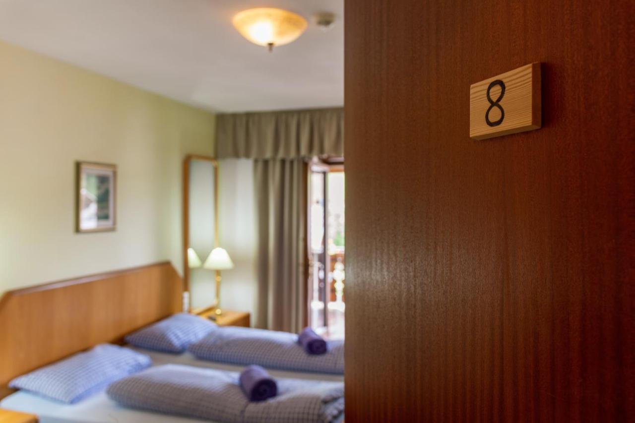 Appartements Pension Sonia Funes  Dış mekan fotoğraf