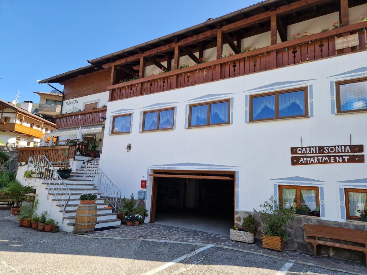 Appartements Pension Sonia Funes  Dış mekan fotoğraf