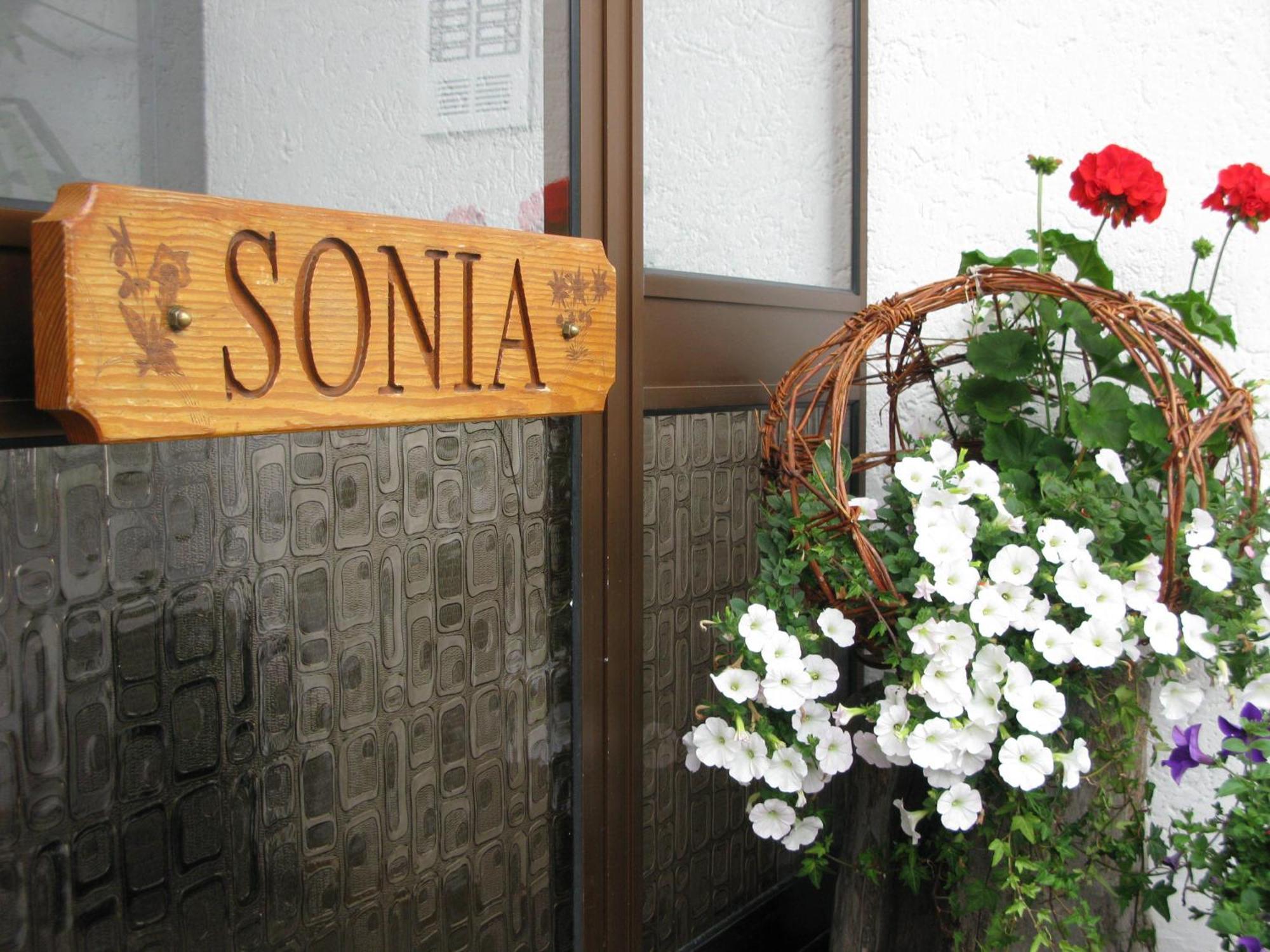 Appartements Pension Sonia Funes  Dış mekan fotoğraf